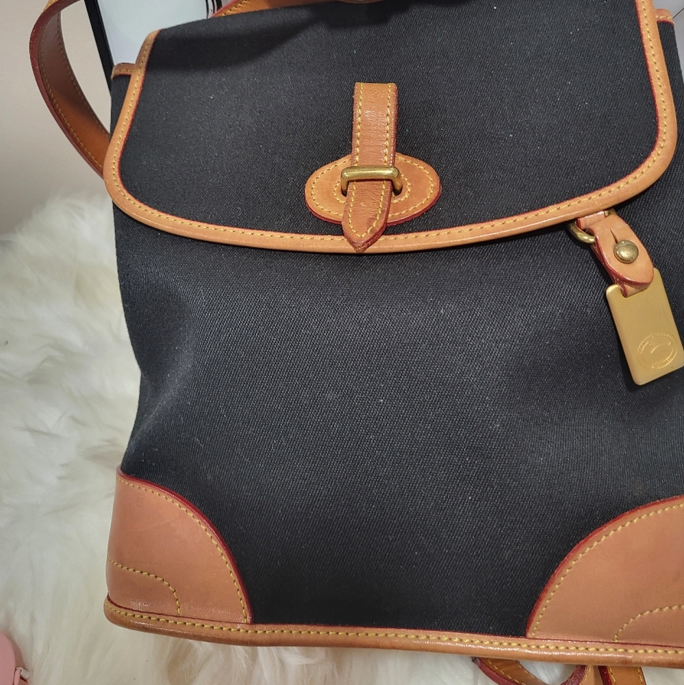 VTG Dooney & Bourke Black Cabriolet & Leather Duck Emblem Backpack RARE - Picture 10 of 12